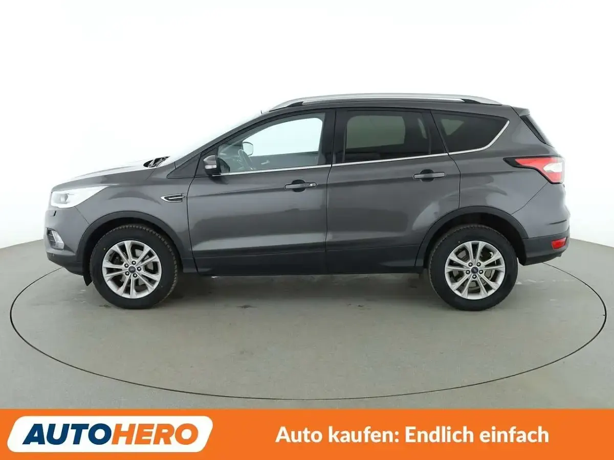 Używany Ford Kuga Titanium 150 KM (110 kW) 2018 Szary SUV