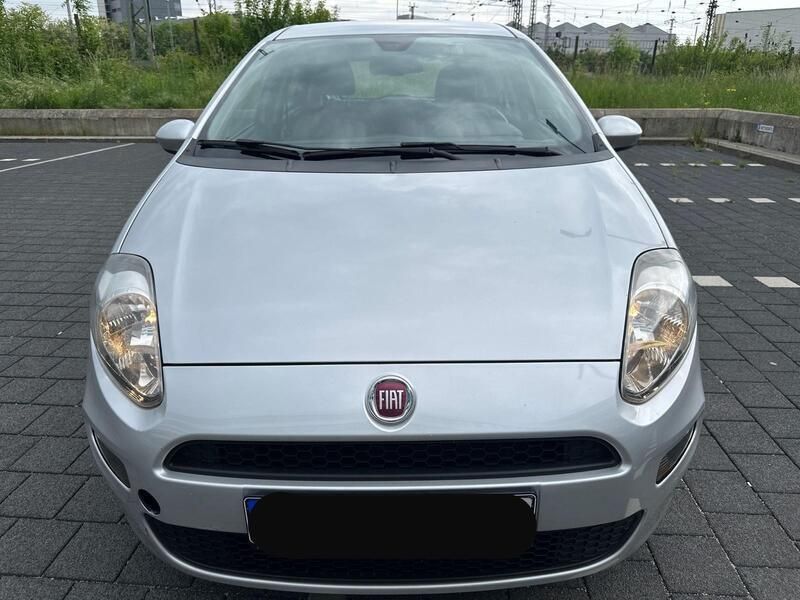 Silber Gebraucht 2013 Fiat Punto Kleinwagen | 2.400 € (Superpreis) - Bild 1/4