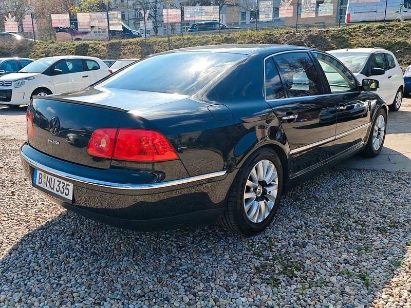 Second-hand VW Phaeton 239 CP (175 kW) 2009 Negru Berlinǎ