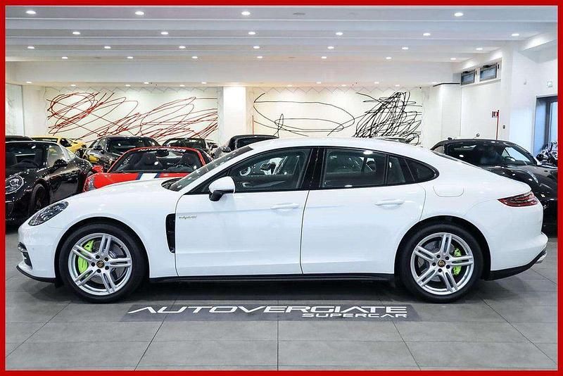 Gebraucht Porsche Panamera 462 PS (339 kW) 2019 Weiß Limousine
