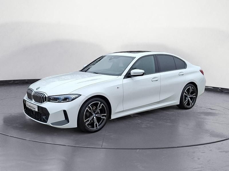 Gebraucht BMW 320 M Sport 190 PS (139 kW) 2025 Weiß Limousine