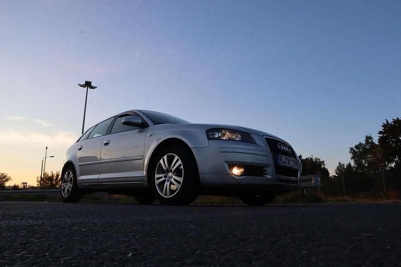 Gebraucht Audi A3 Attraction 105 PS (77 kW) 2008 Kleinwagen