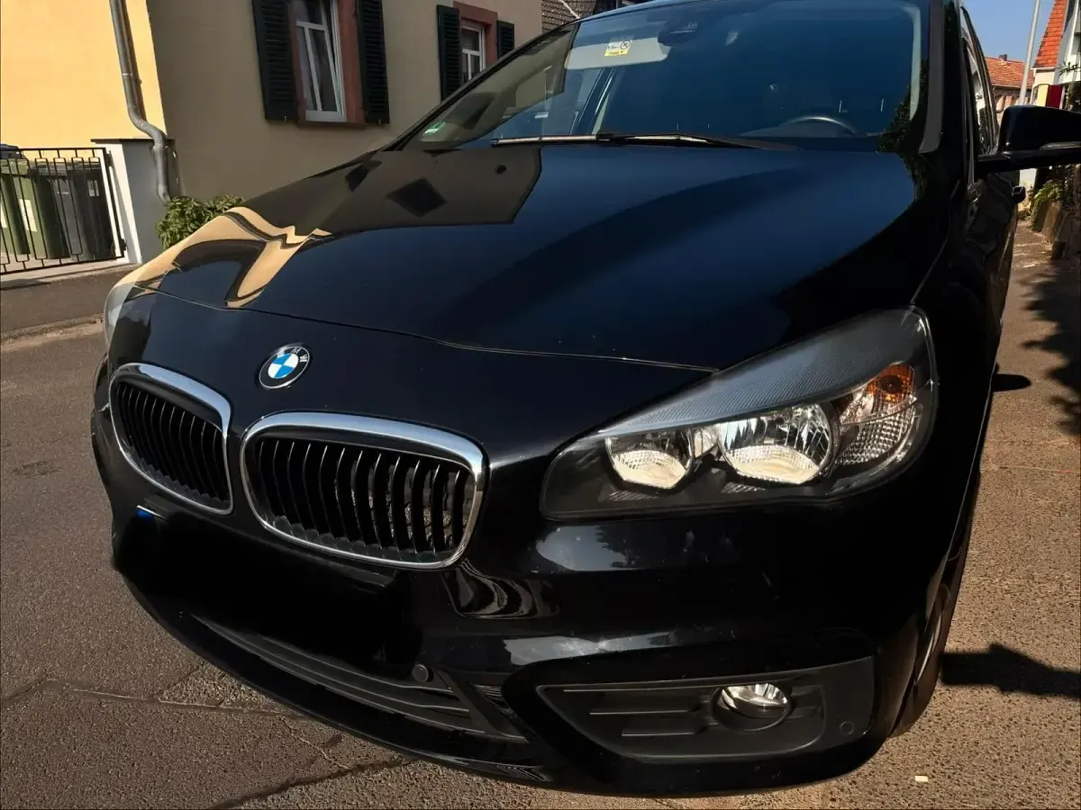 Gebraucht BMW 218 Gran Tourer 136 PS (100 kW) 2017 Schwarz Van / Kleinbus