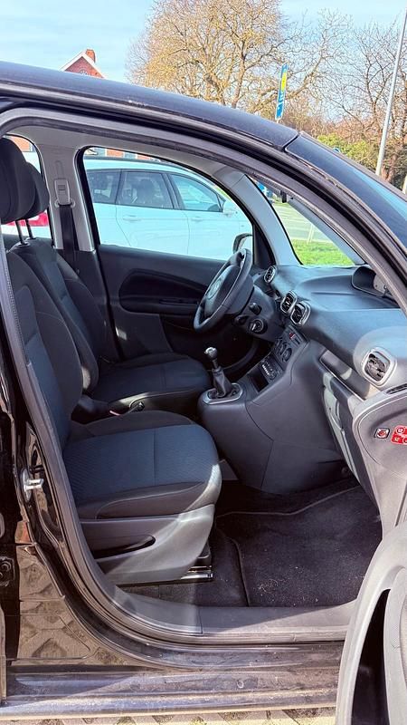 Gebraucht Citroën C3 Attraction 95 PS (69 kW) 2013 Schwarz Kleinwagen