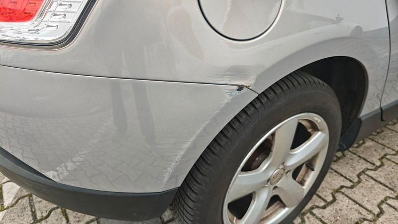 Gebraucht Lancia Delta 120 PS (88 kW) 2008 Gelb Kleinwagen