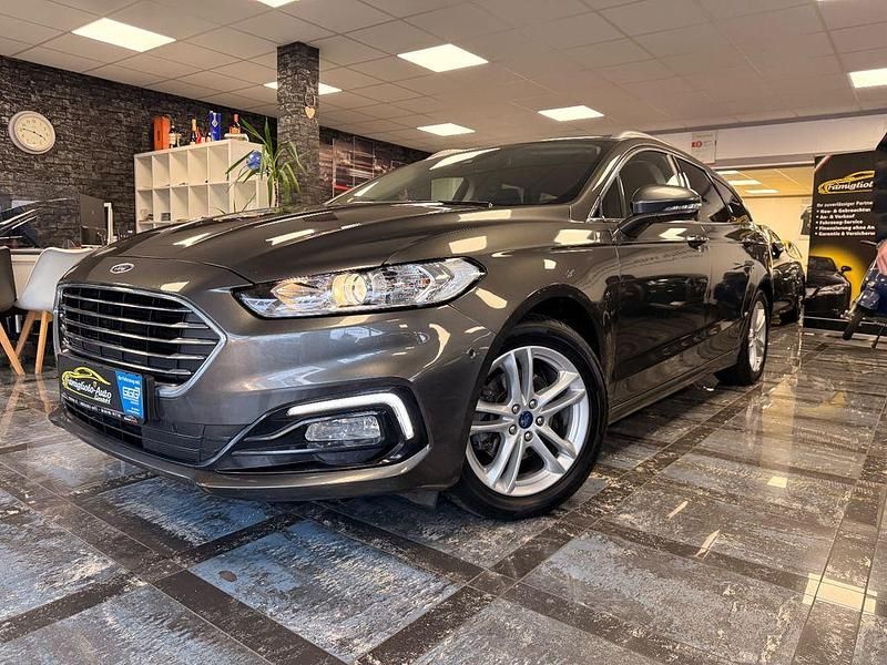 Grau Gebraucht 2019 Ford Mondeo Titanium Limousine | 14.900 € (Fairer Preis) - Bild 1/4