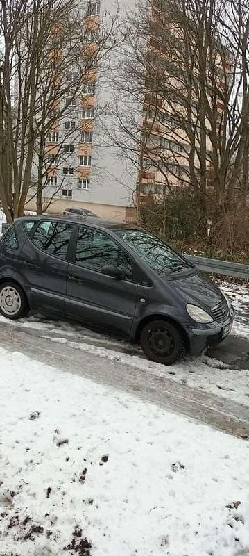 Gebraucht Mercedes A140 Avantgarde 82 PS (60 kW) 2001 Schwarz Limousine