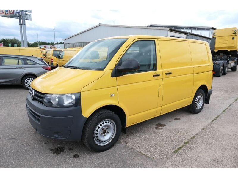 Gebraucht VW T5 84 PS (61 kW) 2011 Ginstergelb r1032 Van