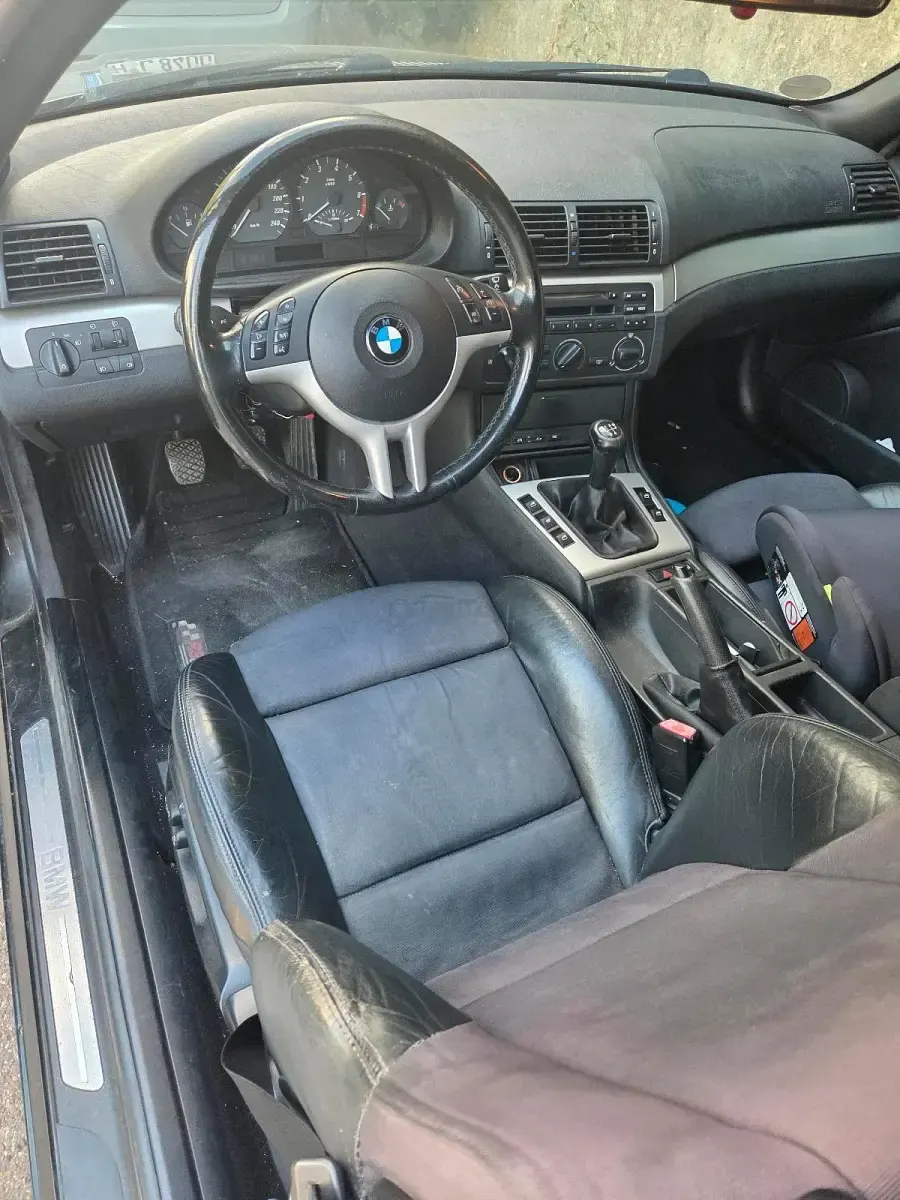 Gebraucht BMW 320 Cabriolet 170 PS (125 kW) 2002 Schwarz Cabrio