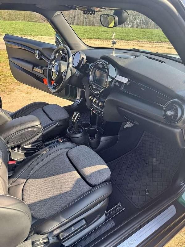 Second-hand Mini ONE 102 CP (75 kW) 2019 Hatchback