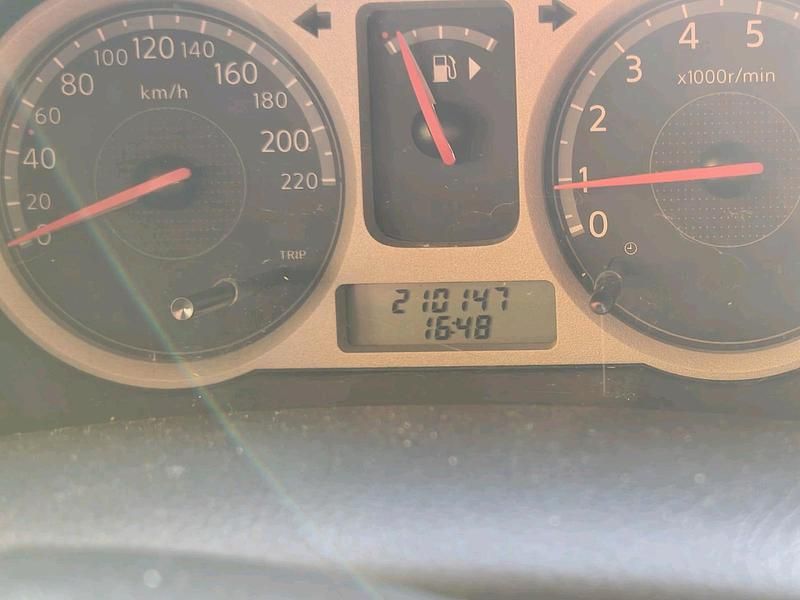 Second-hand Nissan Note 88 CP (64 kW) 2006 Albastru Hatchback