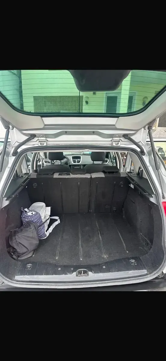 Gebraucht Peugeot 207 95 PS (69 kW) 2008 Silber Kombi