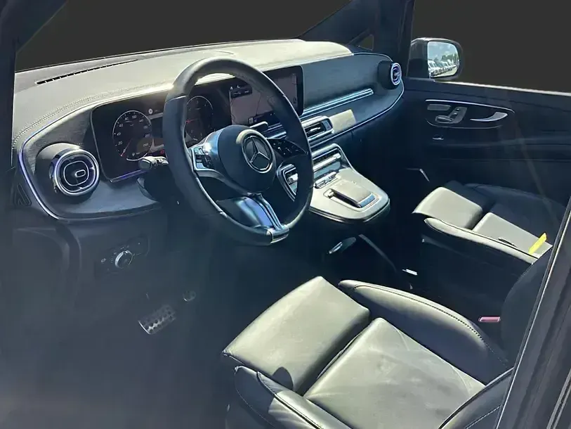 Gebraucht Mercedes V300 Exclusive 2024 Schwarz Van / Kleinbus