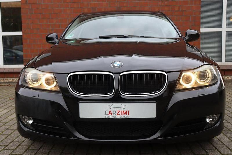 Gebraucht BMW 318 Comfort Edition 143 PS (105 kW) 2008 Schwarz Kombi