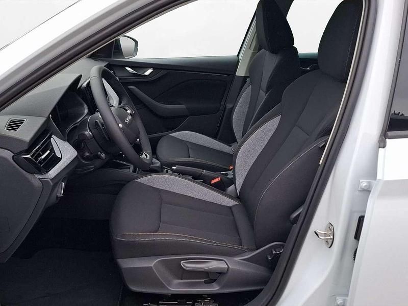 Neu Skoda Kamiq 150 PS (110 kW) 2026 Moonweiss metallic SUV