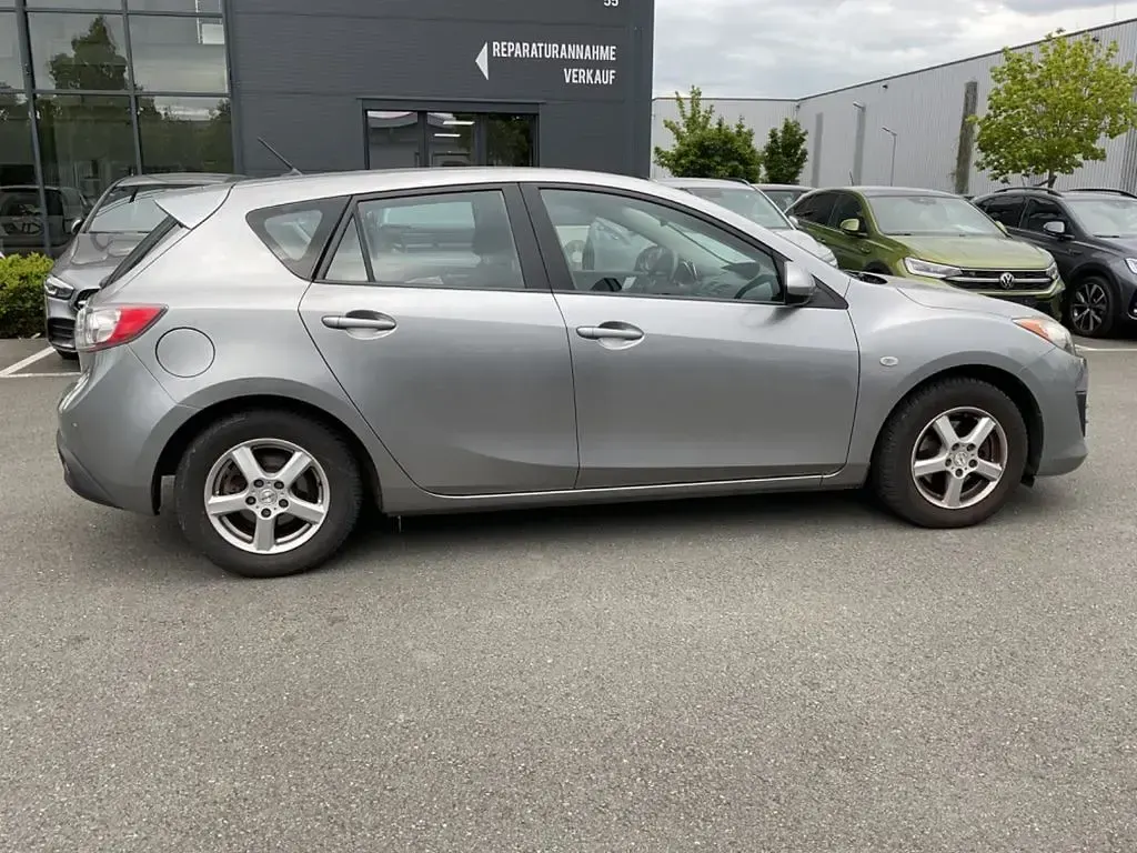 Gebraucht Mazda 3 Active Plus 105 PS (77 kW) 2011 Grau Limousine