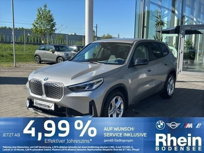 Silber Gebraucht 2024 BMW iX1 SUV | 36.750 € (Superpreis) - Bild 1/4