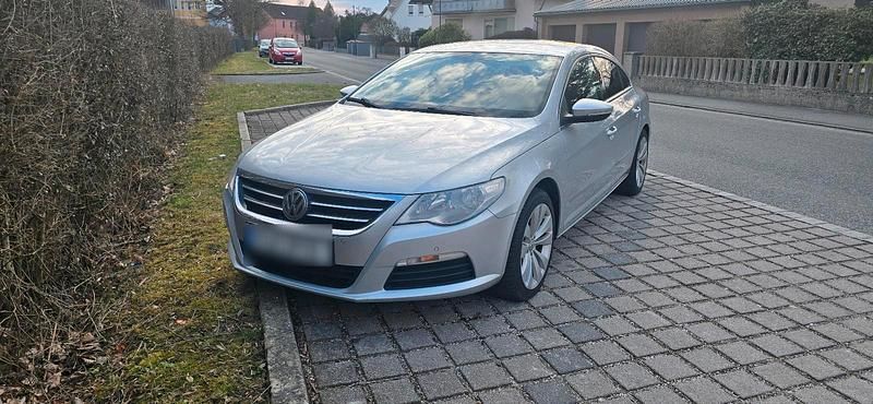Gebraucht VW Passat 118 PS (86 kW) 2009 Grau Limousine