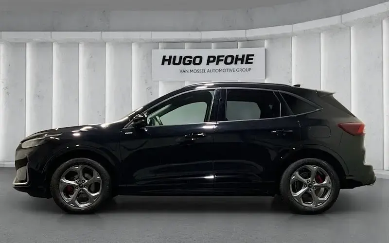 Gebraucht Ford Kuga ST-Line X 186 PS (136 kW) 2024 Schwarz SUV