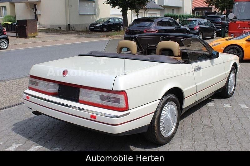Gebraucht Cadillac Allante 170 PS (125 kW) 1987 Weiß Cabrio