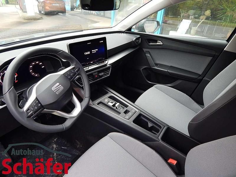 Neu Seat Leon Style 116 PS (85 kW) 2025 Fjordblau Kleinwagen