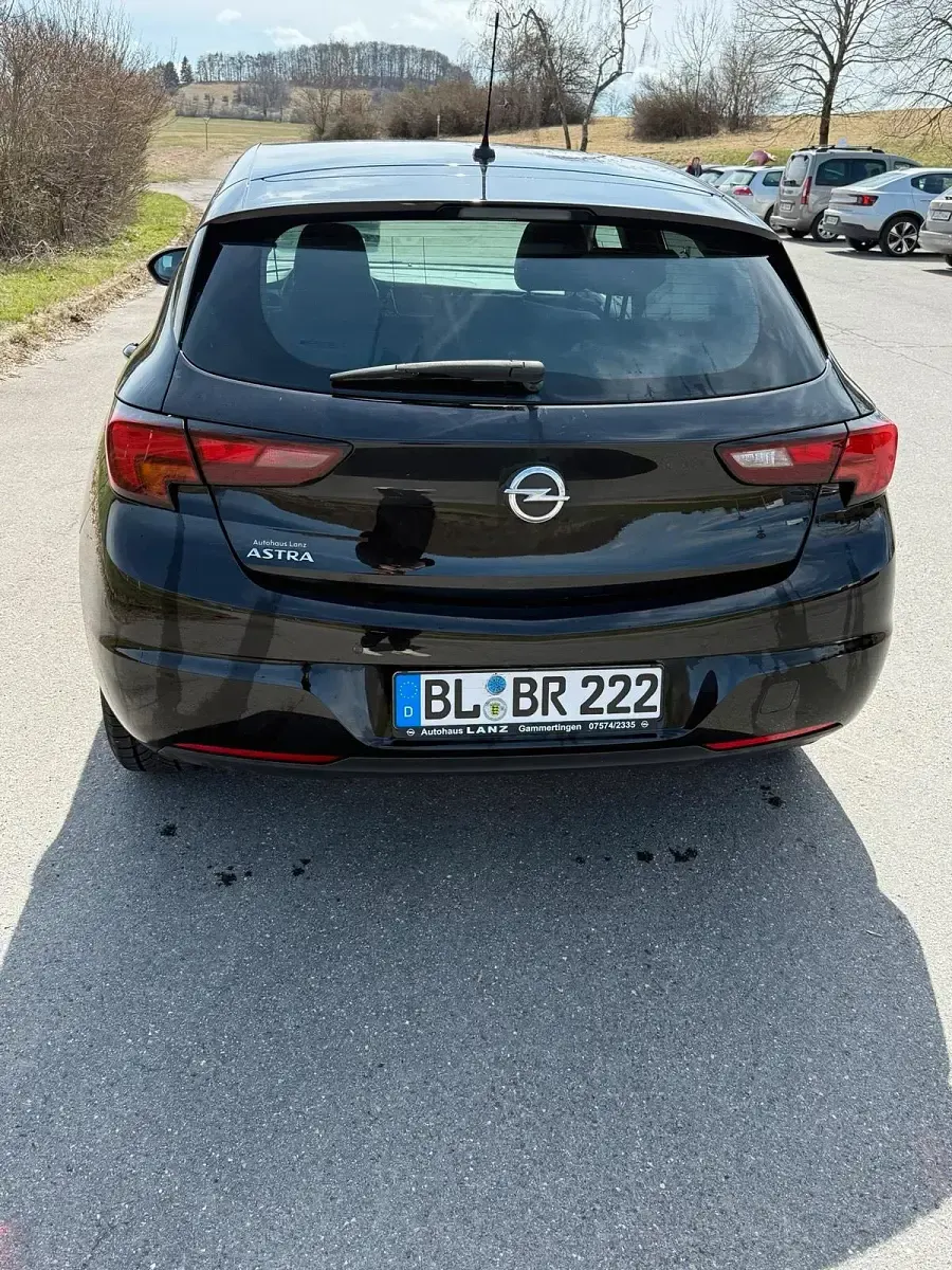 Gebraucht Opel Astra 125 PS (91 kW) 2019 Schwarz Limousine
