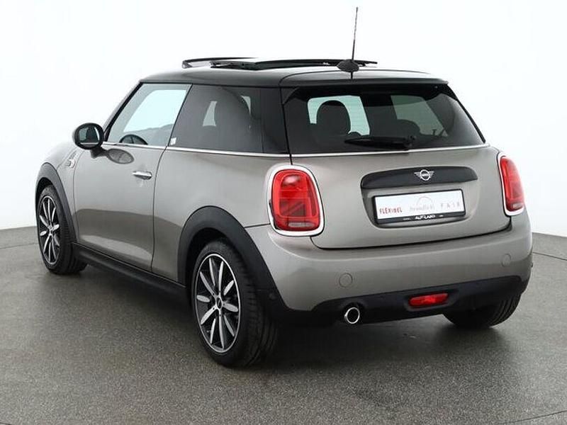 Gebraucht Mini Cooper 136 PS (100 kW) 2019 Silber Kleinwagen