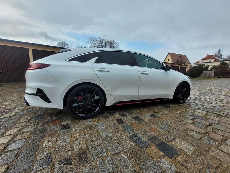 Gebraucht Kia ProCeed GT 204 PS (150 kW) 2020 Weiß Kombi