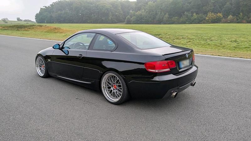 Gebraucht BMW 335 M Performance 306 PS (225 kW) 2006 Schwarz Coupé