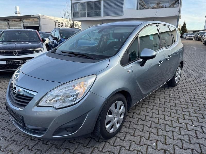 Silber Gebraucht 2010 Opel Meriva Edition Van / Kleinbus | 2.490 € (Guter Preis) - Bild 1/4