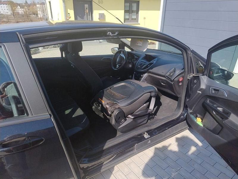 Gebraucht Ford B-MAX Trend 95 PS (69 kW) 2015 Braun Van / Kleinbus