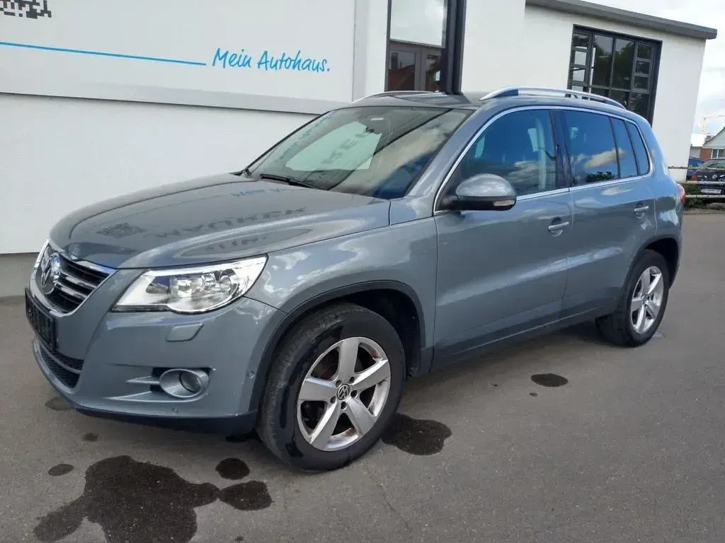 Gebraucht VW Tiguan Sport 140 PS (102 kW) 2008 Grau SUV