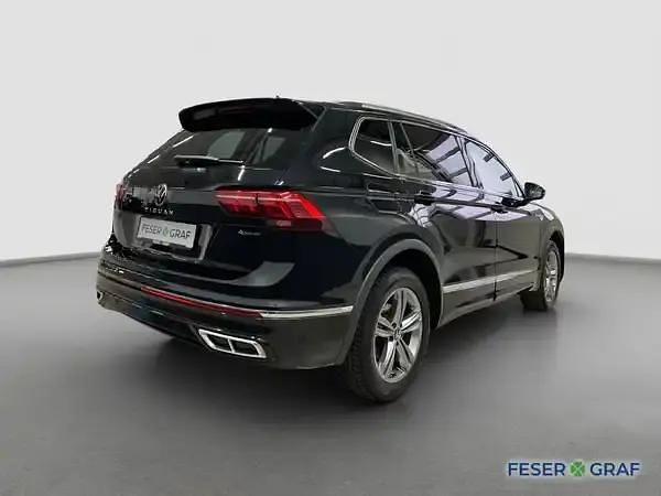 Gebraucht VW Tiguan Allspace 200 PS (147 kW) 2022 Deep black perleffekt SUV