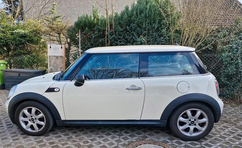 Gebraucht Mini ONE 95 PS (69 kW) 2009 Weiß Kleinwagen