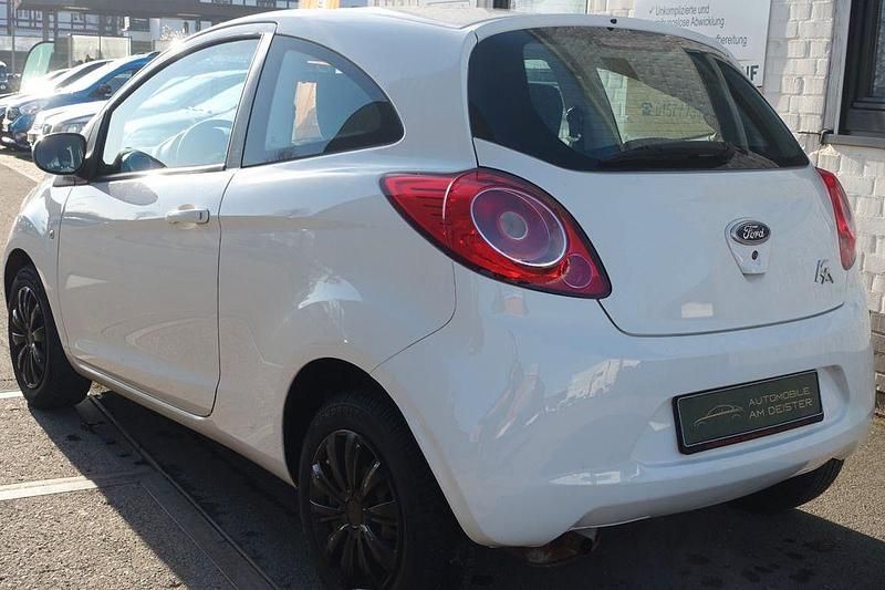 Gebraucht Ford Ka 69 PS (50 kW) 2009 Weiß Kleinwagen