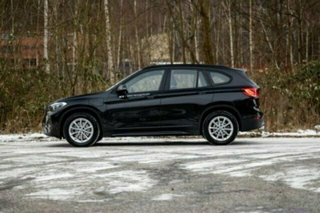 Gebraucht BMW X1 125 PS (91 kW) 2020 Schwarz metallic SUV
