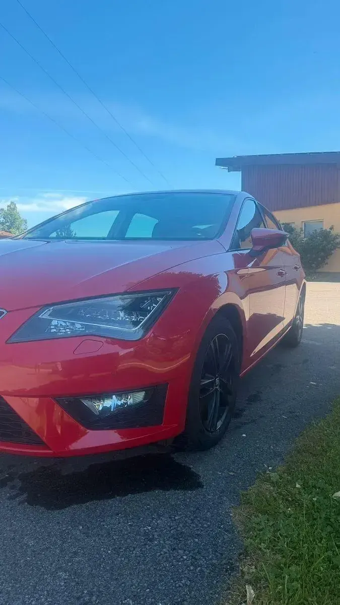 Gebraucht Seat Leon FR 125 PS (91 kW) 2015 Rot Limousine