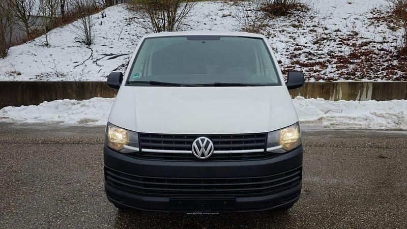 Gebraucht VW Transporter 150 PS (110 kW) 2018 Weiß Van