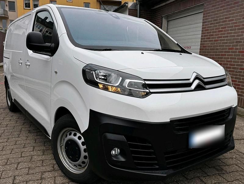 Käytetty Citroën e-Jumpy 100 kW (136 HP) 2022 Valkoinen Tila-auto
