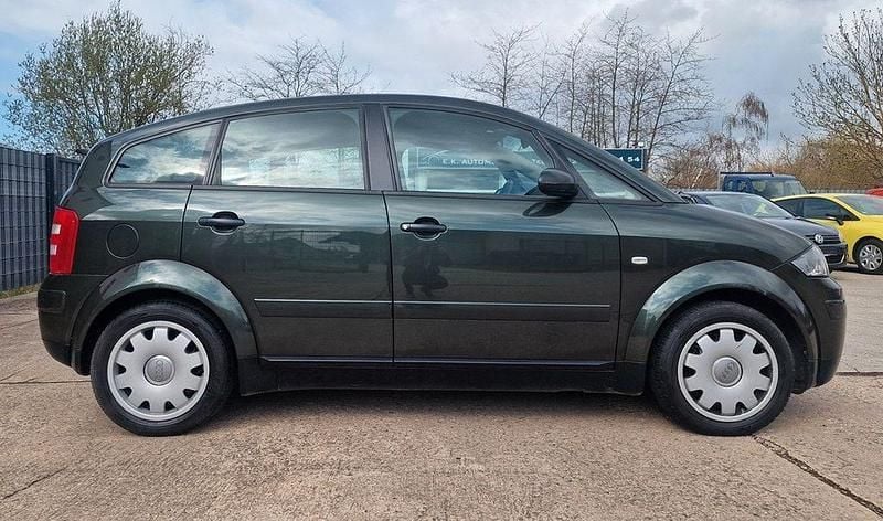 Gebraucht Audi A2 75 PS (55 kW) 2001 Grün Kleinwagen