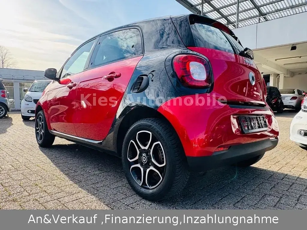 Gebraucht Smart ForFour Passion 71 PS (52 kW) 2018 Schwarz Kleinwagen