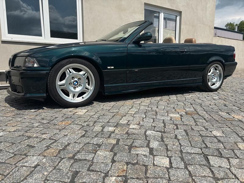 Grün Gebraucht 1997 BMW M3 Cabriolet Cabrio | 21.800 € - Bild 1/4