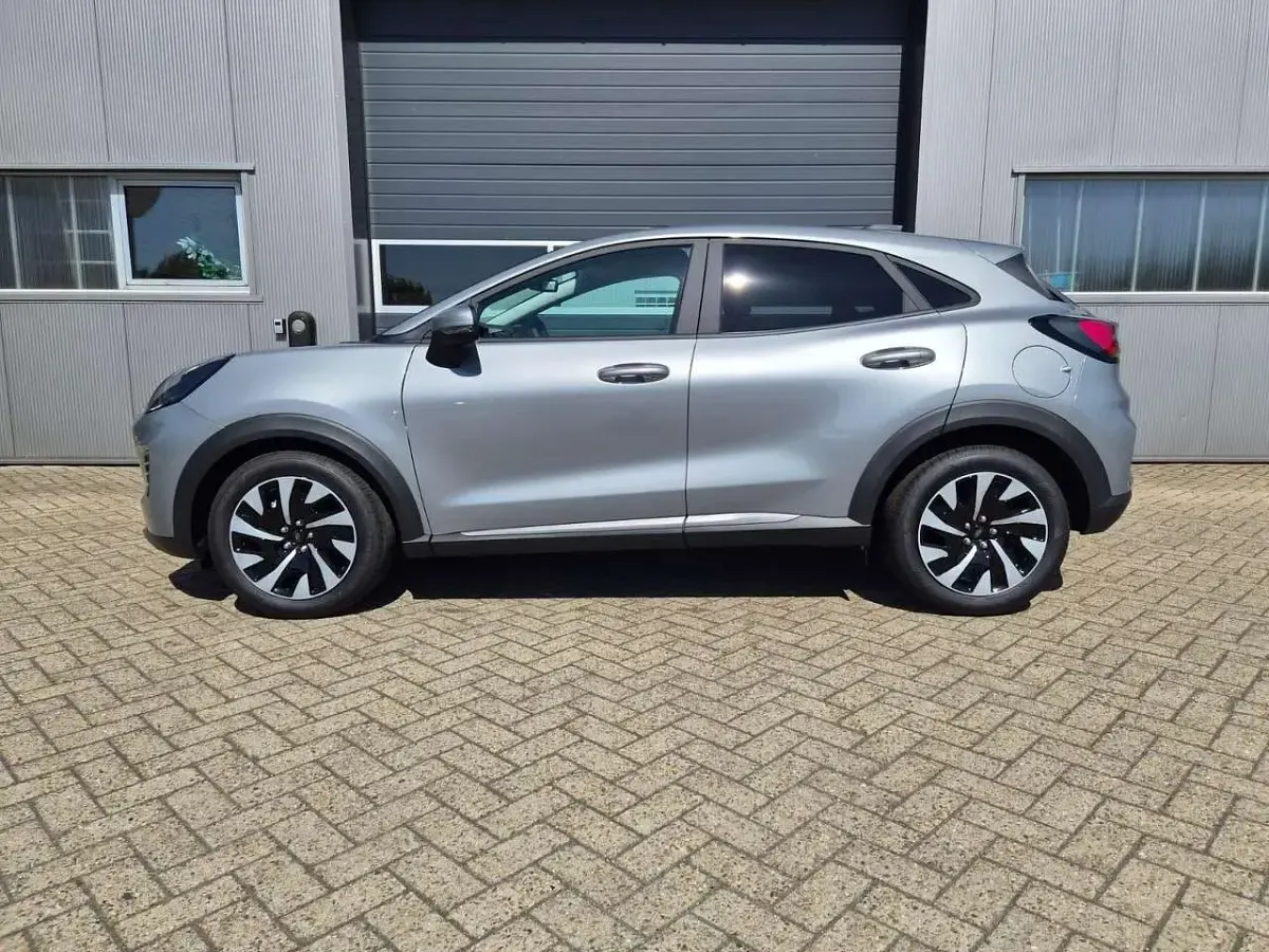Neu Ford Puma Titanium 125 PS (91 kW) 2026 Solar silver metallic SUV
