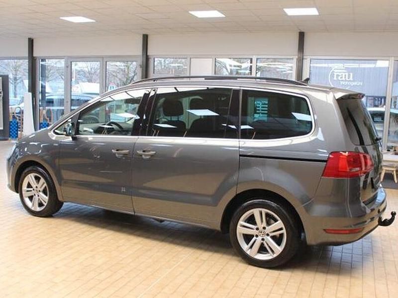 Gebraucht VW Sharan Match 140 PS (102 kW) 2013 Grau Van / Kleinbus