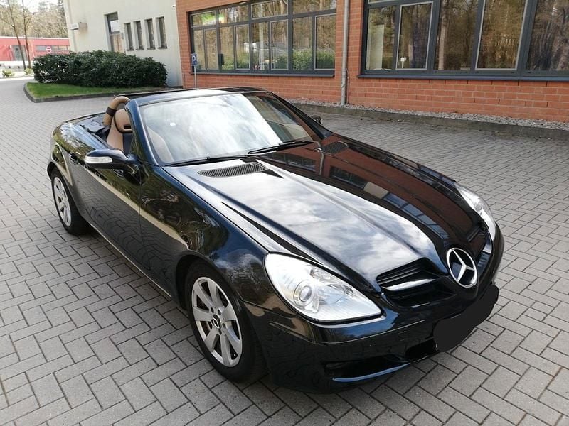 Gebraucht Mercedes SLK200 163 PS (119 kW) 2005 Schwarz Cabrio