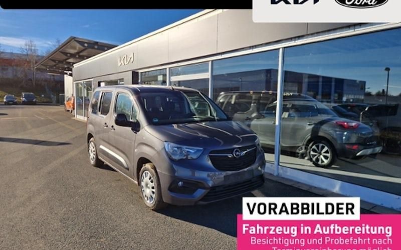 Grau Gebraucht 2022 Opel Combo Elegance Van / Kleinbus | 20.899 € (Fairer Preis) - Bild 1/4