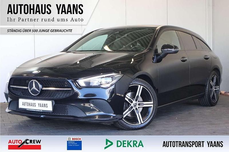 Nachtschwarz Gebraucht 2020 Mercedes CLA200 Progressive Kombi | 18.789 € (Guter Preis) - Bild 1/4
