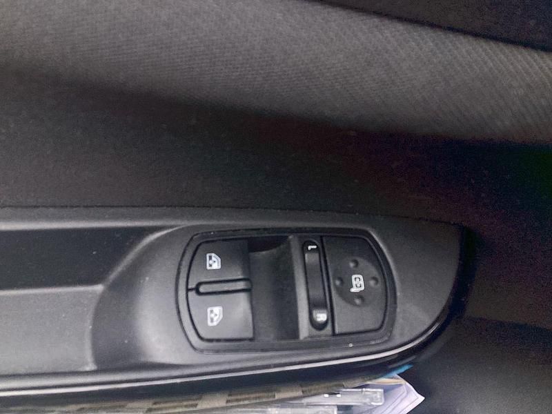 Gebraucht Opel Corsa Selection 69 PS (50 kW) 2017 Blau Kleinwagen