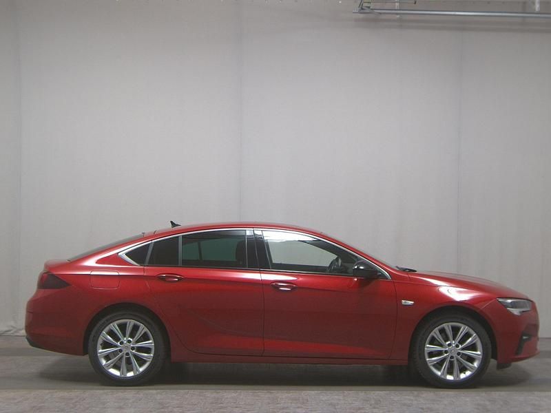 Rot Gebraucht 2022 Opel Insignia Business Limousine | 14.980 € (Guter Preis) - Bild 1/4