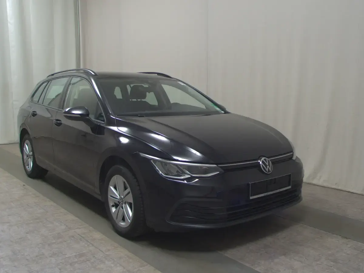 Gebraucht VW Golf VIII Pro 150 PS (110 kW) 2022 Schwarz Kombi